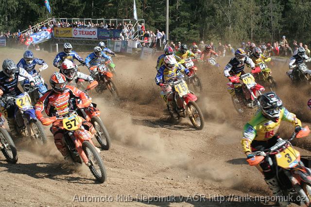 Motokros_druzstva_Kramolin_2007_foto_Jiri_Berousek_0008