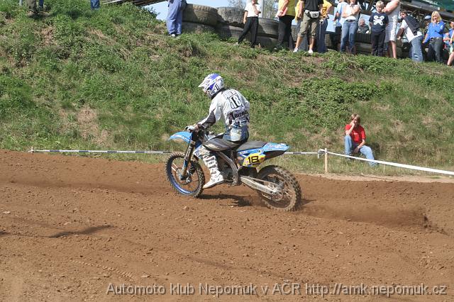 Motokros_druzstva_Kramolin_2007_foto_Jiri_Berousek_0051