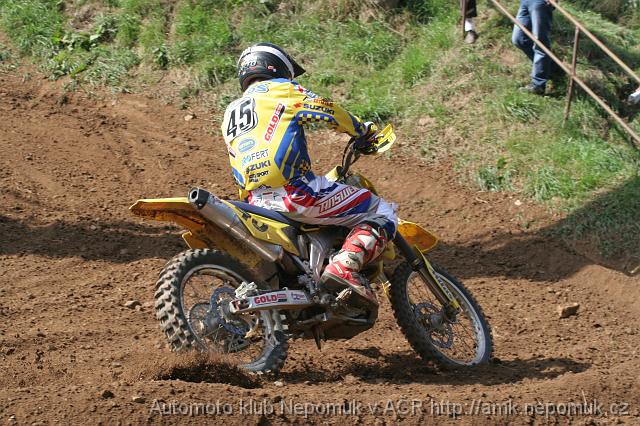 Motokros_druzstva_Kramolin_2007_foto_Jiri_Berousek_0064