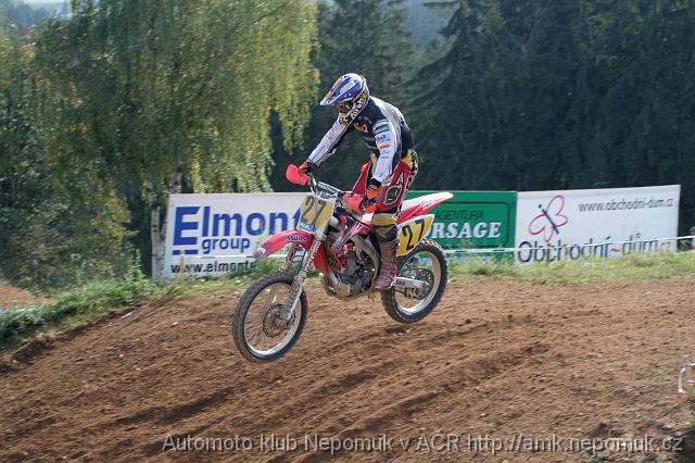 Motokros_druzstva_Kramolin_2007_foto_Jiri_Berousek_0082