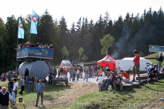 Motokros_druzstva_Kramolin_2007_foto_Jiri_Berousek_0087