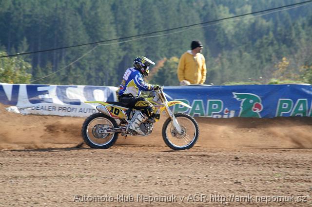 Motokros_druzstva_Kramolin_2007_foto_Jiri_Berousek_0107