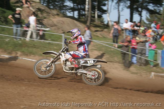 Motokros_druzstva_Kramolin_2007_foto_Jiri_Berousek_0122