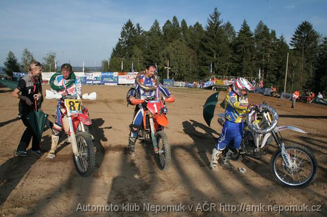 Motokros_druzstva_Kramolin_2007_foto_Jiri_Berousek_0175