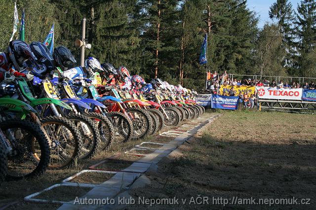 Motokros_druzstva_Kramolin_2007_foto_Jiri_Berousek_0183