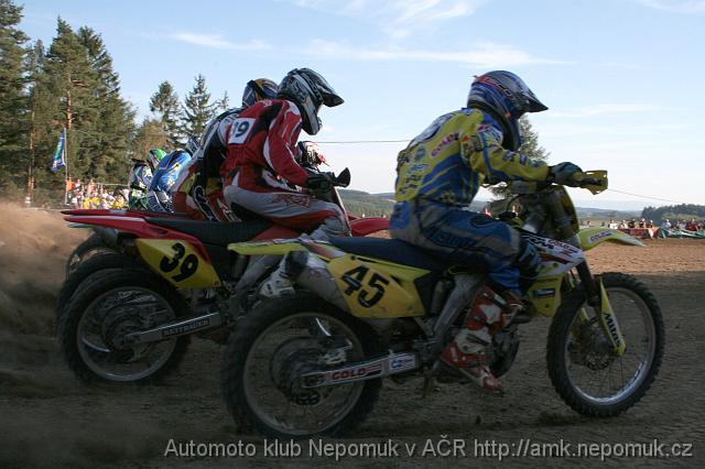 Motokros_druzstva_Kramolin_2007_foto_Jiri_Berousek_0185